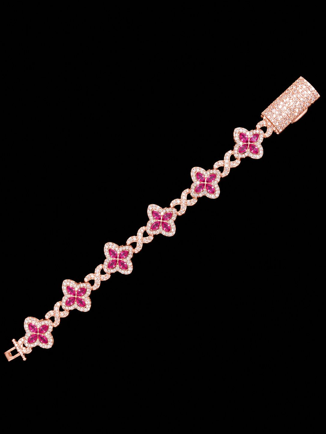 Blush Clover Link Bracelet