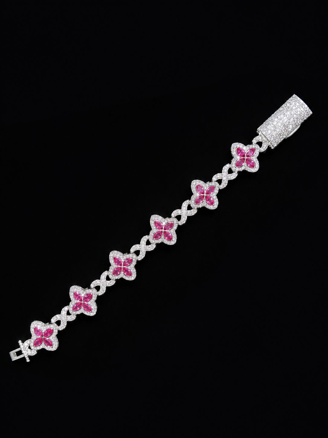 Blush Clover Link Bracelet